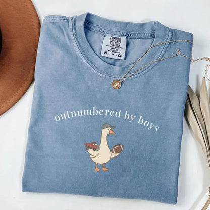 Comfort Colors Funny Boy Mom Goose T-Shirt – Aesthetic Boy Mama Graphic Tee, Cute Motherhood Shirt, Trendy Mother’s Day Gift
