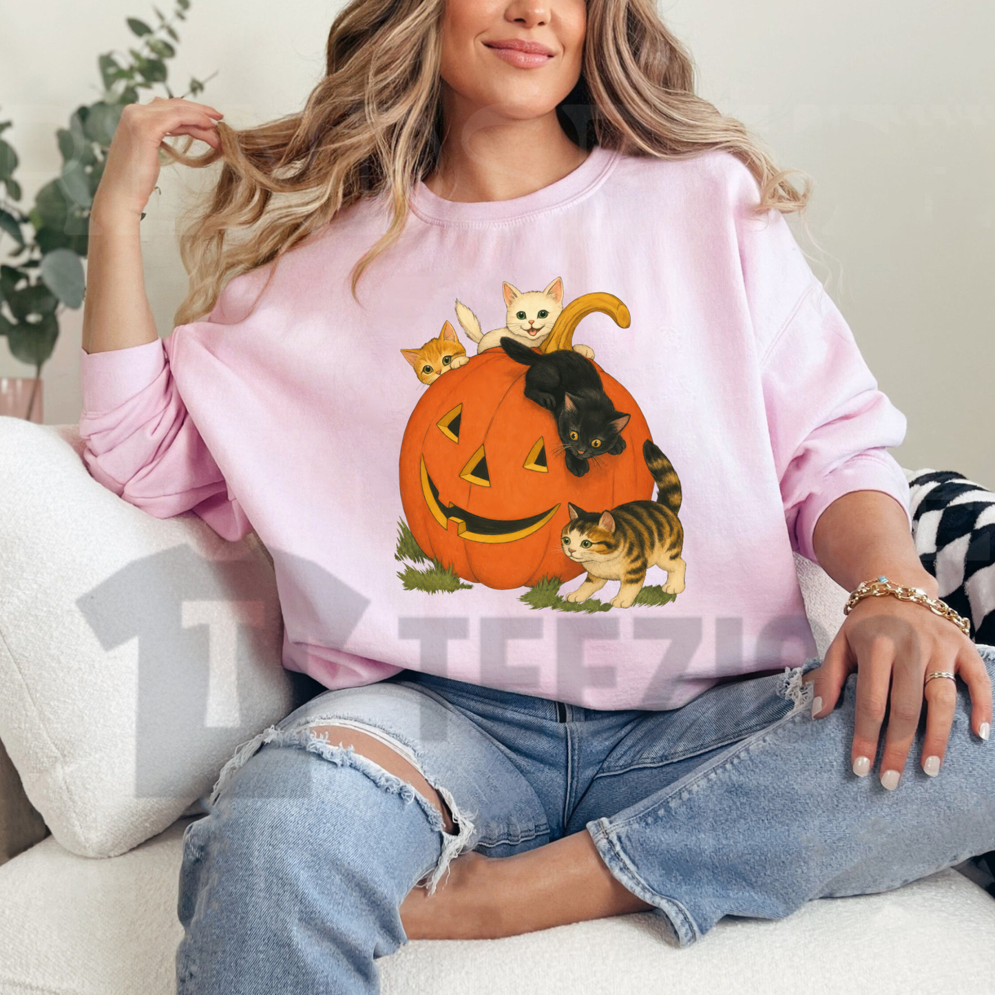 ChicCotton Vintage 90s Cat Halloween Sweatshirt - Cozy Autumn Aesthetic Pullover