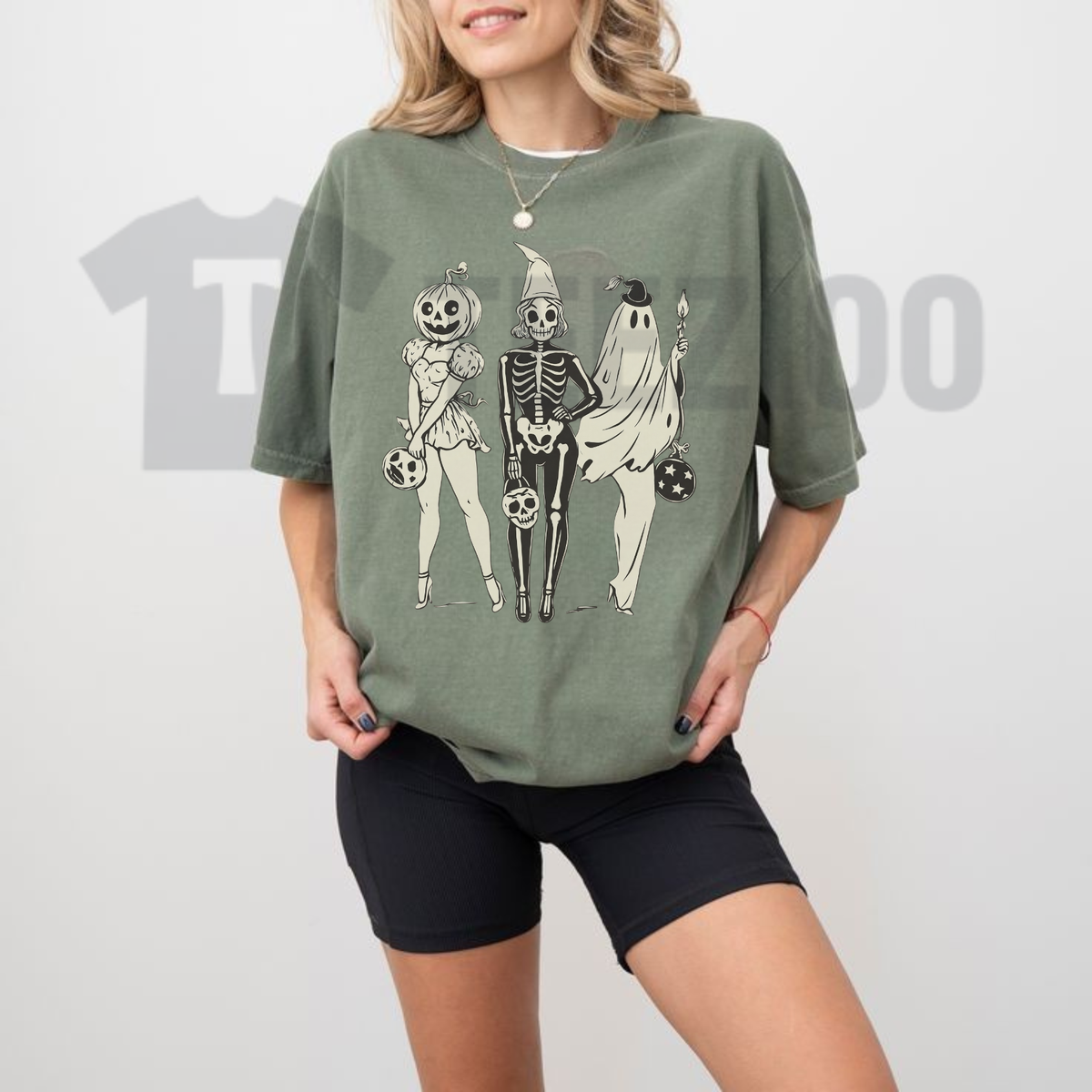 Spooky Girl Squad Halloween Shirt - Retro Best Friends Fall Tee