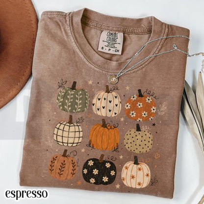 Boho Pumpkin Comfort Colors Shirt – Cute Fall Autumn Pattern Tee
