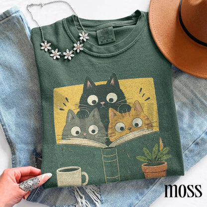 Retro Curious Reading Cats Comfort Colors Shirt – Book Lover Graphic Tee - Teezioo