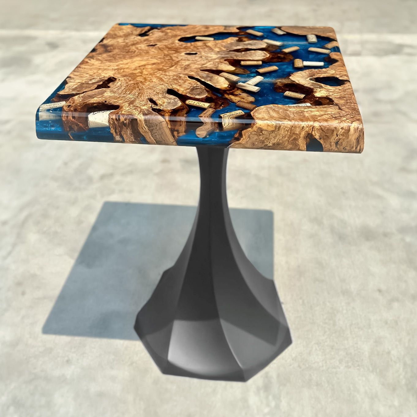 311S Lithe 28" H Tulip Dining Table Base - Small