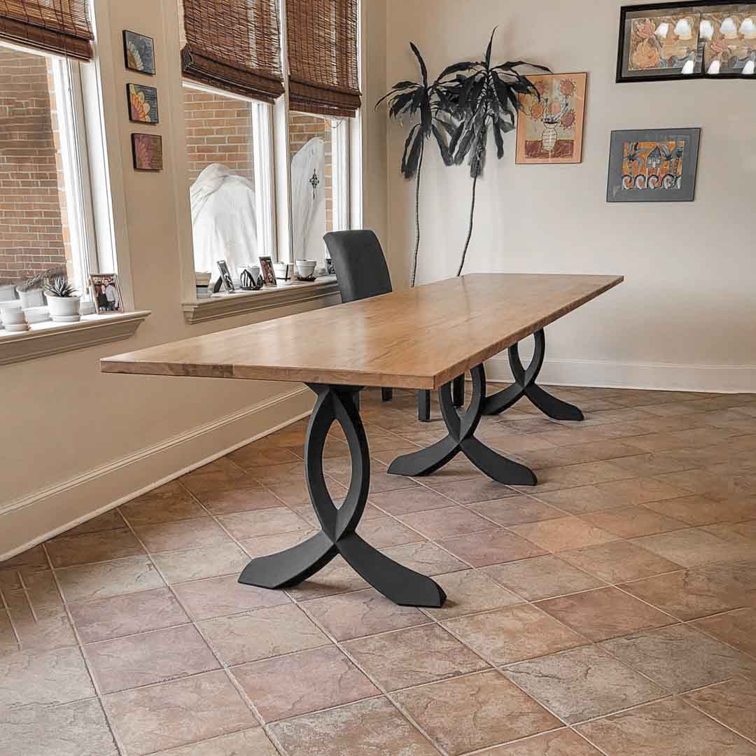 418 Curva 28" H Dining Table Curved Legs